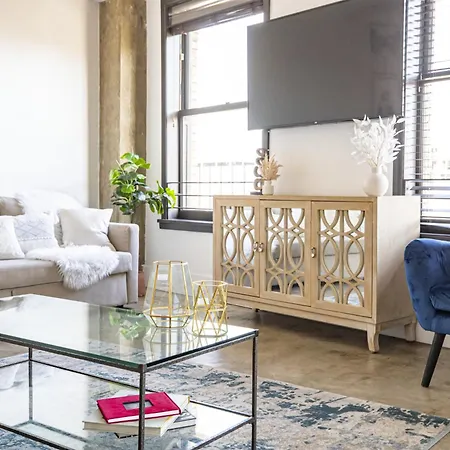 Angel City 1 Bedroom Apartment
